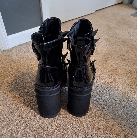 Black Patent Spike-Embellished Women's Ankle Boots - Picture 4 of 6